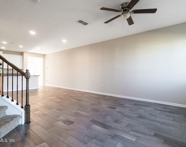 146 Castro Court - Photo Thumbnail 8