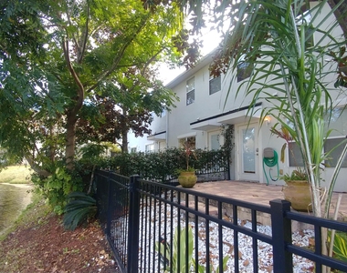 408 Southern Branch Lane - Photo Thumbnail 9