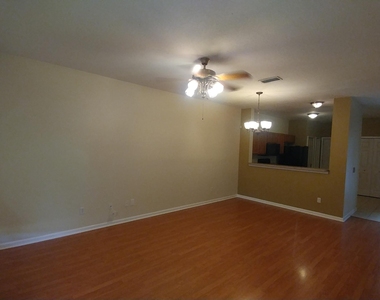 408 Southern Branch Lane - Photo Thumbnail 6
