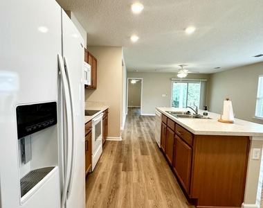 227 Sawmill Landing Drive - Photo Thumbnail 5