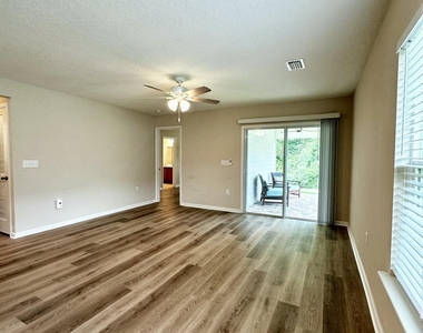 227 Sawmill Landing Drive - Photo Thumbnail 10