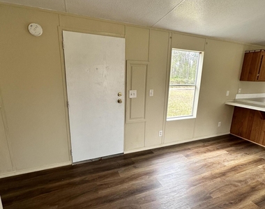 1757 Freedom Drive - Photo Thumbnail 5