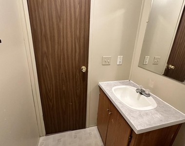 1757 Freedom Drive - Photo Thumbnail 1