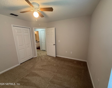 5550 Oak Crossing Drive - Photo Thumbnail 25
