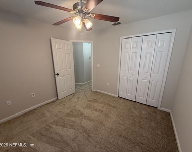 5550 Oak Crossing Drive - Photo Thumbnail 21