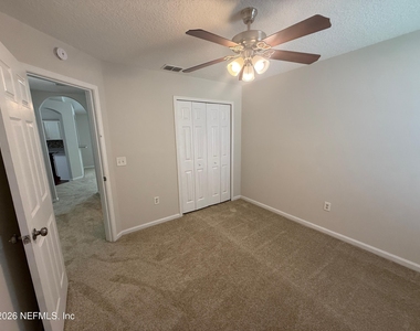 5550 Oak Crossing Drive - Photo Thumbnail 28