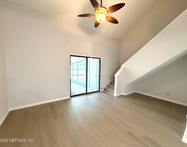 5646 Pinebay Circle S - Photo Thumbnail 1