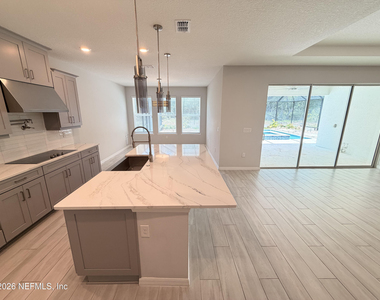 1352 Arklow Circle - Photo Thumbnail 9