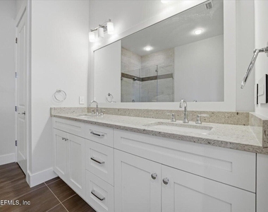 2310 Beach Boulevard - Photo Thumbnail 16