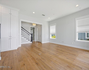 2310 Beach Boulevard - Photo Thumbnail 5