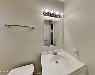 237 Blairmore Boulevard - Photo Thumbnail 16