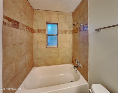 237 Blairmore Boulevard - Photo Thumbnail 15