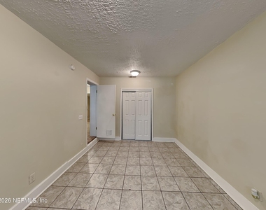 237 Blairmore Boulevard - Photo Thumbnail 7