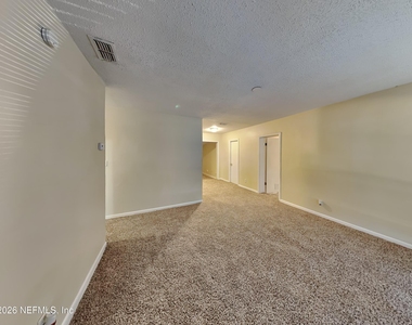 237 Blairmore Boulevard - Photo Thumbnail 2