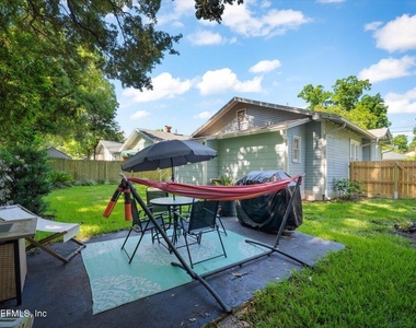 747 West Street - Photo Thumbnail 28