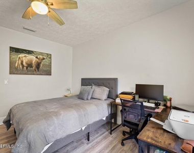 747 West Street - Photo Thumbnail 16