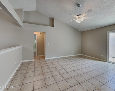 1883 Mackenzie Court S - Photo Thumbnail 3