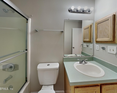 1883 Mackenzie Court S - Photo Thumbnail 14