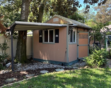 1343 Rensselaer Avenue - Photo Thumbnail 50