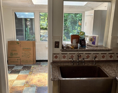 1343 Rensselaer Avenue - Photo Thumbnail 40
