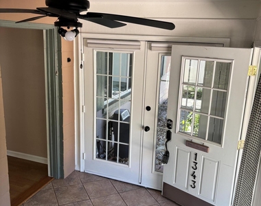 1343 Rensselaer Avenue - Photo Thumbnail 26