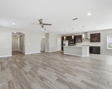 95 Strobe Court - Photo Thumbnail 8