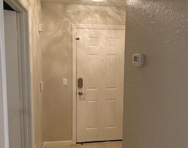 805 Boardwalk Drive - Photo Thumbnail 2