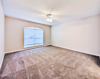 893 Oak Arbor Circle - Photo Thumbnail 12