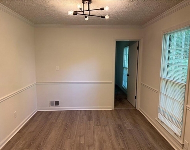 1253 Tinderbox Lane Nw - Photo Thumbnail 6
