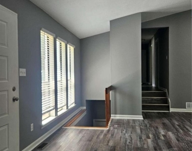 4115 Cranwood Drive - Photo Thumbnail 5