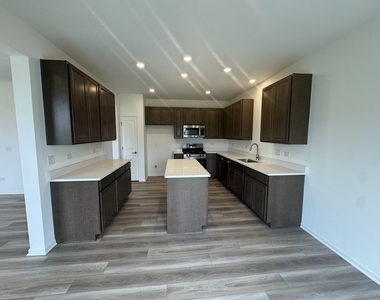 7725 Nightshade Lane - Photo Thumbnail 5