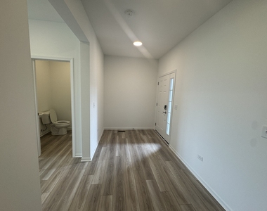 7725 Nightshade Lane - Photo Thumbnail 26