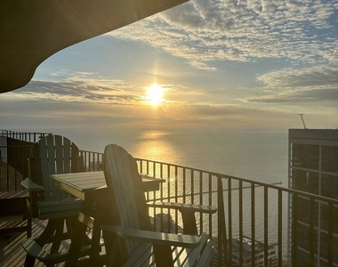 225 N Columbus Drive - Photo Thumbnail 8