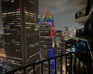 225 N Columbus Drive - Photo Thumbnail 7