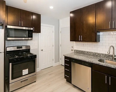 834 N Mozart Street - Photo Thumbnail 6