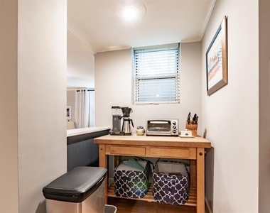 985 Ponce De Leon Avenue Ne - Photo Thumbnail 12