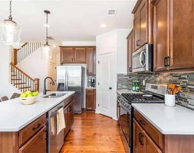 40 Caison Drive - Photo Thumbnail 9