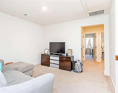 40 Caison Drive - Photo Thumbnail 13