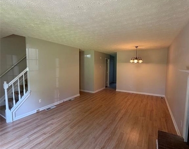 1337 Sweet Pine Drive - Photo Thumbnail 3