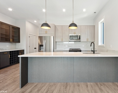 4336 S Vincennes Avenue - Photo Thumbnail 2