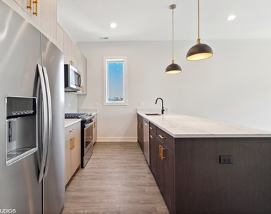 4336 S Vincennes Avenue - Photo Thumbnail 3
