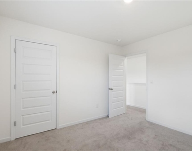 3369 English Elm Way - Photo Thumbnail 33