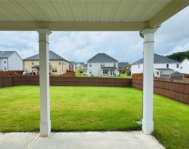 3369 English Elm Way - Photo Thumbnail 11