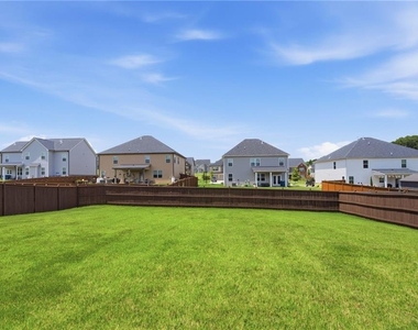 3369 English Elm Way - Photo Thumbnail 41