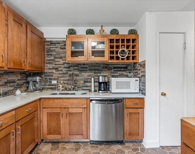 4836 Kirk Street - Photo Thumbnail 6