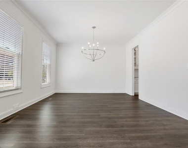 243 Church Street - Photo Thumbnail 3