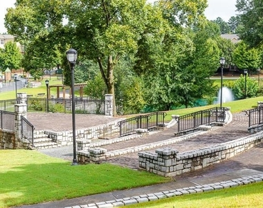 860 Westmoreland Circle Nw - Photo Thumbnail 31