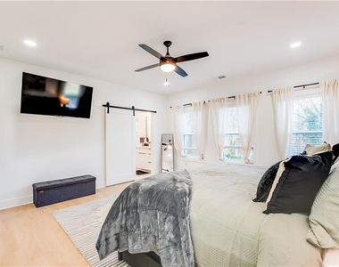 1239 Plaza Avenue Sw - Photo Thumbnail 20