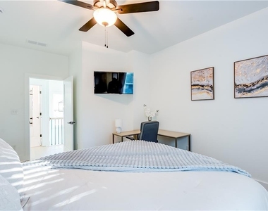 1239 Plaza Avenue Sw - Photo Thumbnail 13