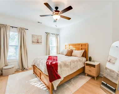 1239 Plaza Avenue Sw - Photo Thumbnail 15